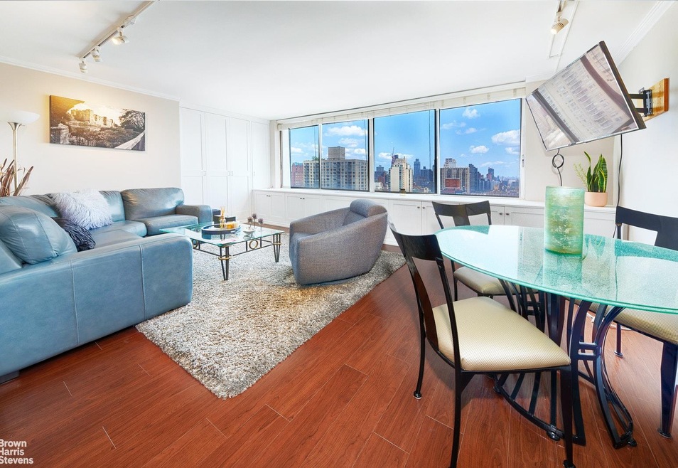 Sold $685,000 • Co-Listing Agent