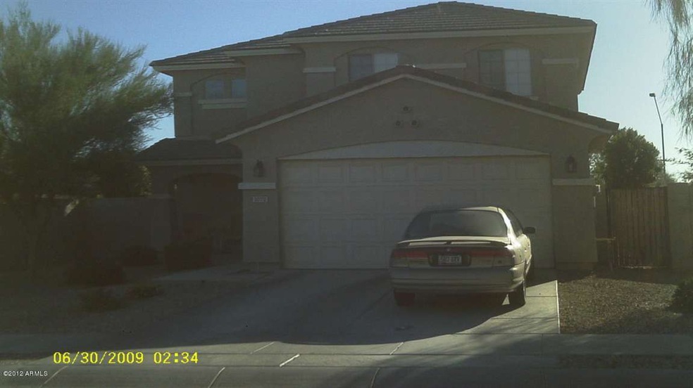 Great curb appeal!