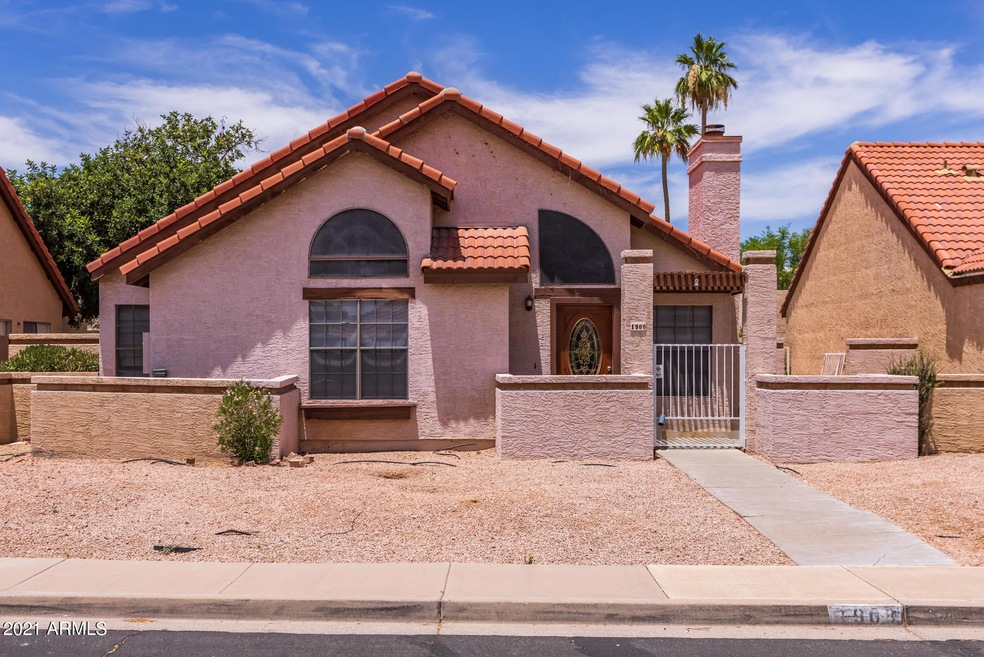 1908 E Secretariat Dr, Tempe, AZ 85284 - photo 1