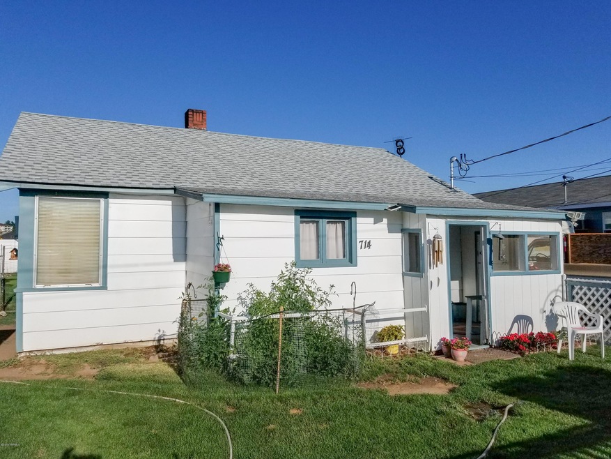714 N 28th Avenue