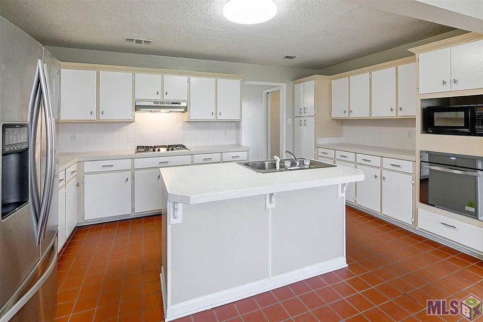 4765 Myrle St, Addis, LA 70710 - photo 1