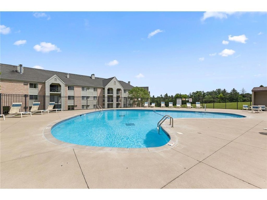 Trenton Place unit 2304, Plymouth, MN 55442 - photo 1