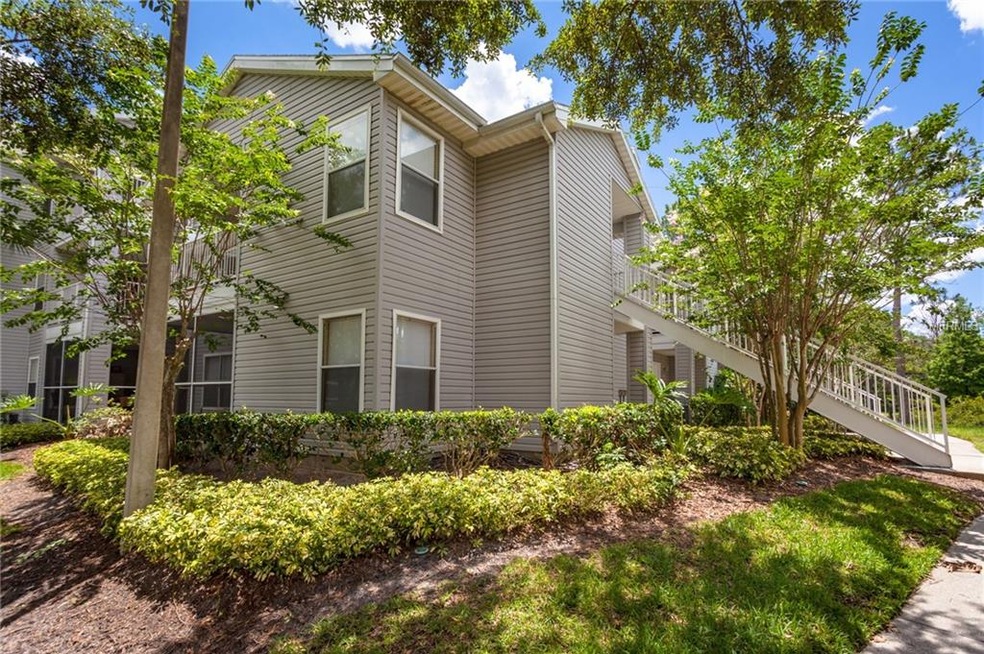 2504 Grassy Point Dr - a second story condo