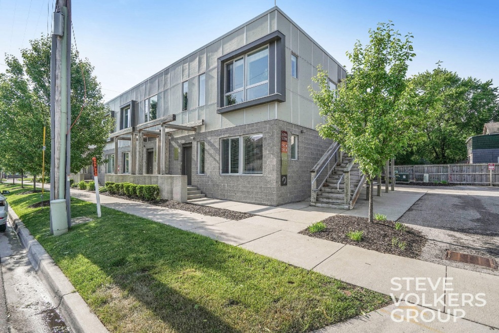 600 Douglas St NW 612D