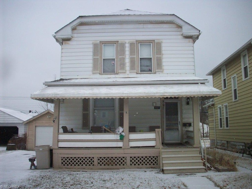 2037 E 30th St, Lorain, OH 44055 - photo 1