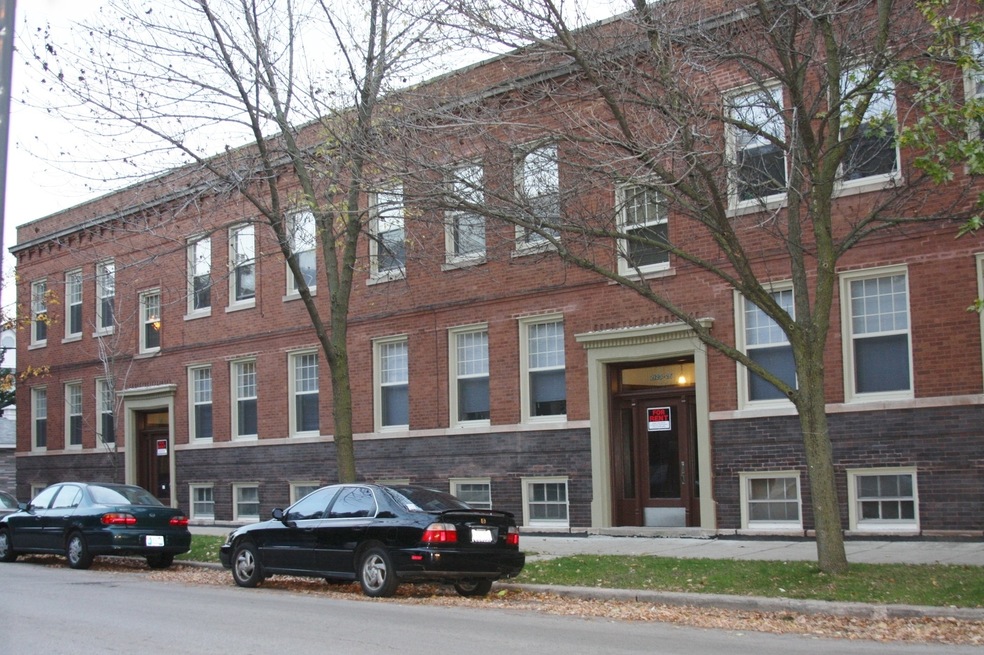 2125 W Ainslie St unit 1, Chicago, IL 60625 - photo 1