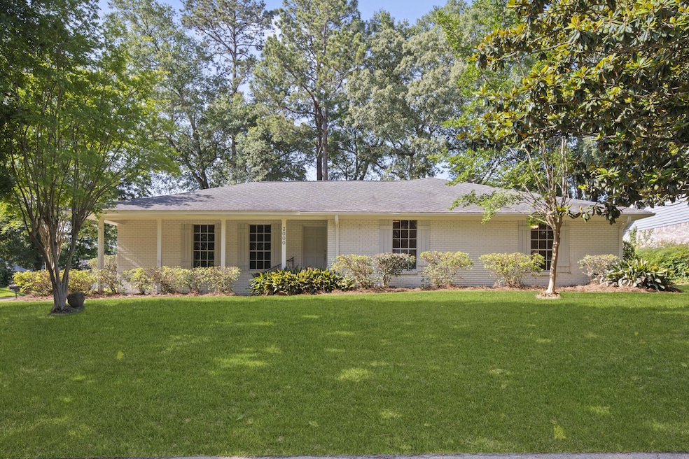 3000 Magnolia Pl