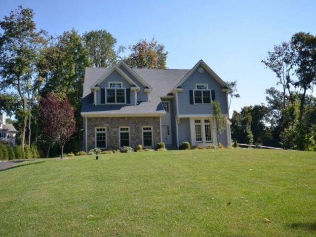 179 Webbs Hill Rd, Stamford, CT 06903 - photo 1