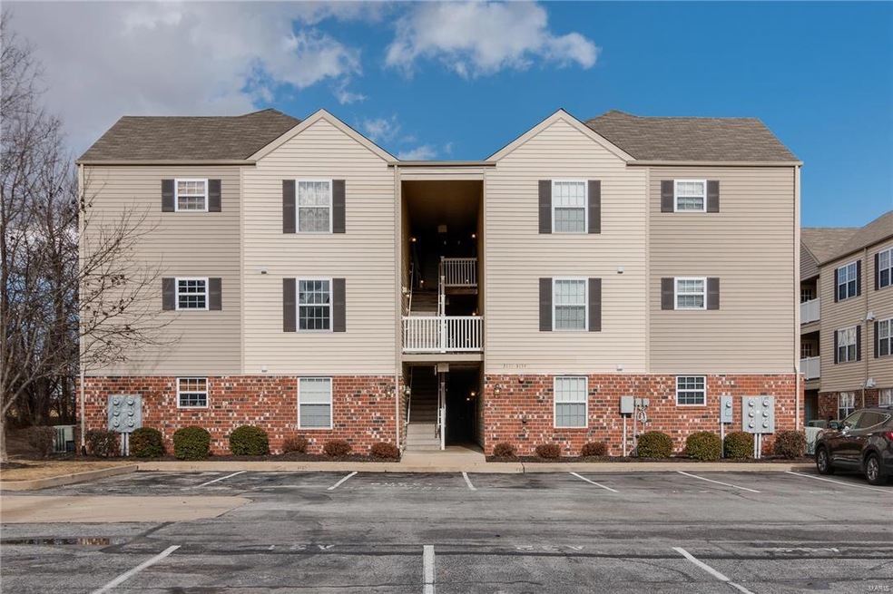 3123 Welsh Dr, Lake Saint Louis, MO 63367 - photo 1