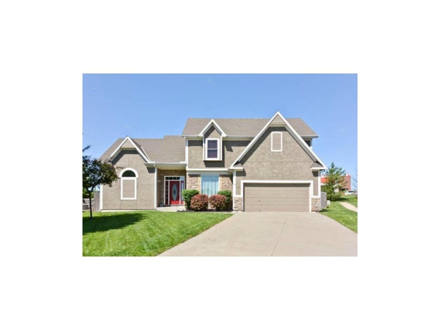 21081 W 224th St, Spring Hill, KS 66083 - photo 1