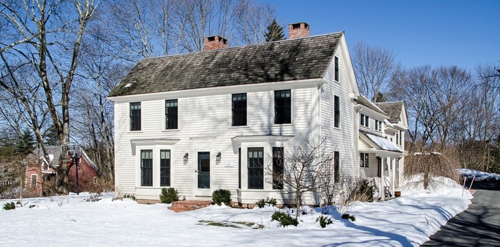 663 Boston Post Rd, Weston, MA 02493 - photo 1