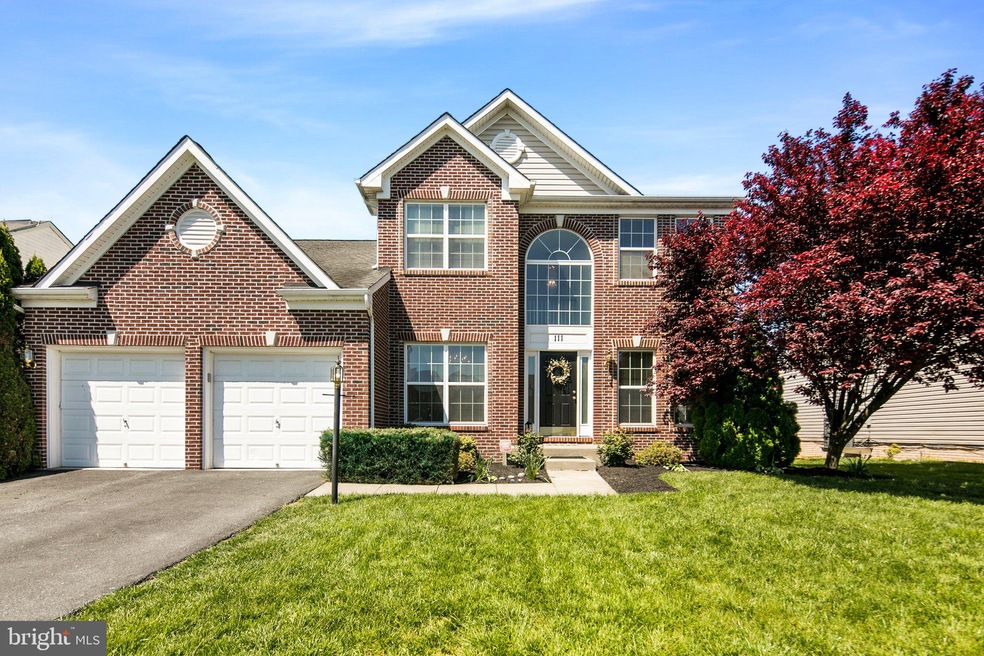 111 Greenwich Dr, Walkersville, MD 21793 - photo 1