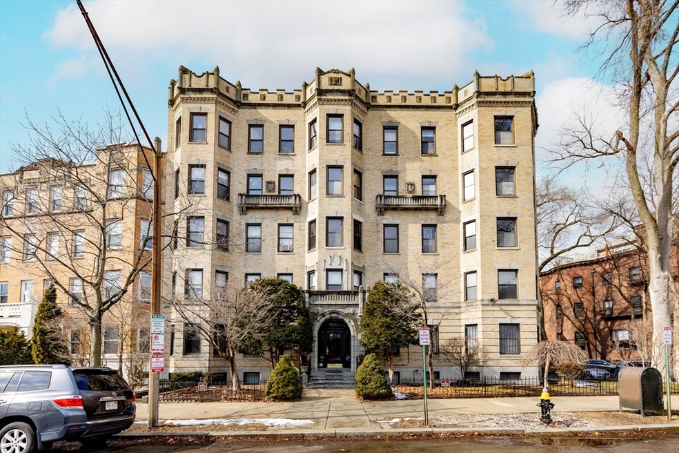 51 Park Dr unit 2, Boston, MA 02215 - photo 1