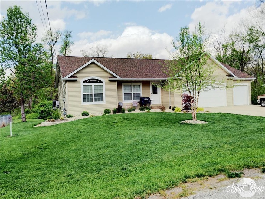 27 Geneva Dr, Caseyville, IL 62232 - photo 1