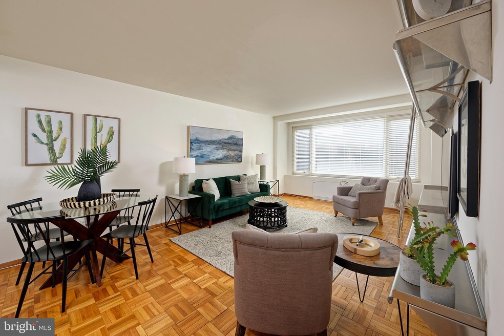 The Potomac Plaza Co-op unit 515, Washington, DC 20037 - photo 1