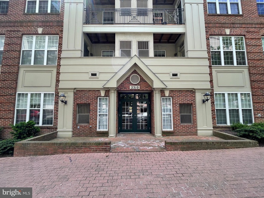 2310 14th St N unit 105, Arlington, VA 22201 - photo 1