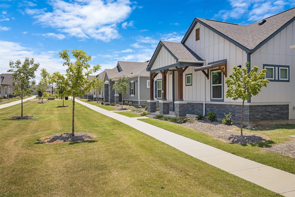 7145 Black Beaver Cir, Fort Worth, TX 76123 - photo 1