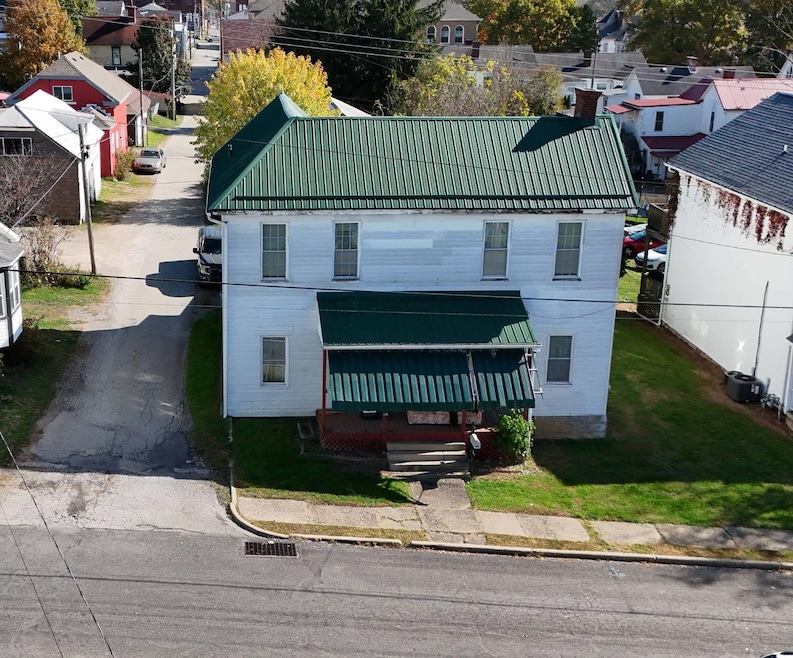 154 S Richhill St, Waynesburg, PA 15370 - photo 1