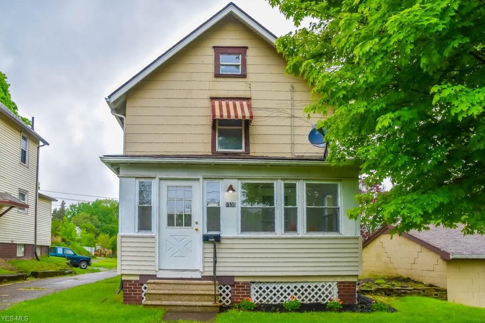Warm and welcoming 3 bedroom, 1.5 bath colonial on