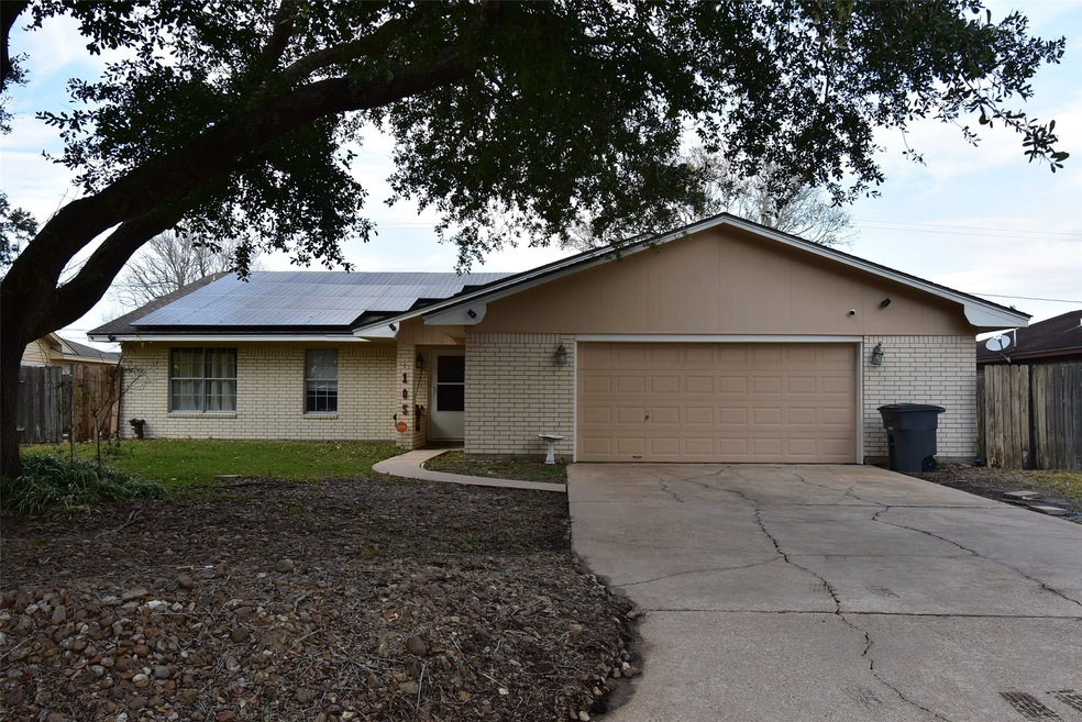 4105 Heatherglen St, Bay City, TX 77414 - photo 1