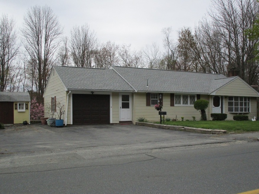 516 Jackson St, Methuen, MA 01844 - photo 1