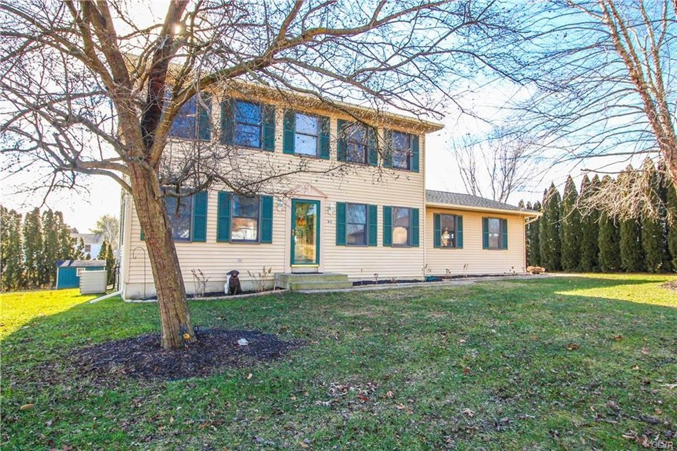 812 American General Dr, Easton, PA 18040 - photo 1