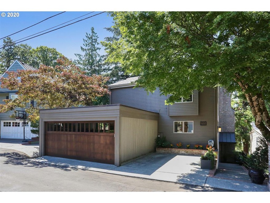 16743 Graef Cir, Lake Oswego, OR 97035 - photo 1