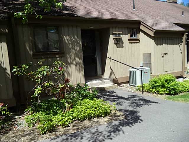 917A Heritage Village unit 21, Southbury, CT 06488 - photo 1