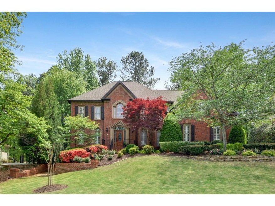 Four sided brick home on the golf course of Crooke