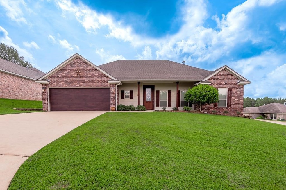 Pending $305,000