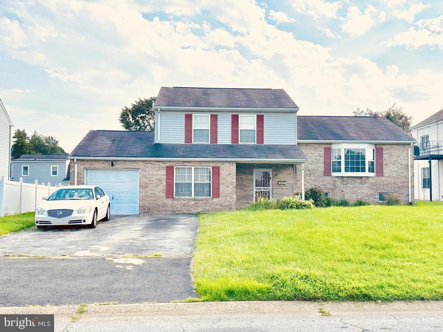 Sold $330,000 • Co-Listing Agent