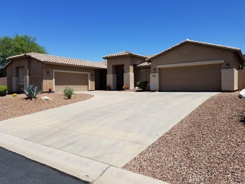 2057 N Vista Del Sol Front