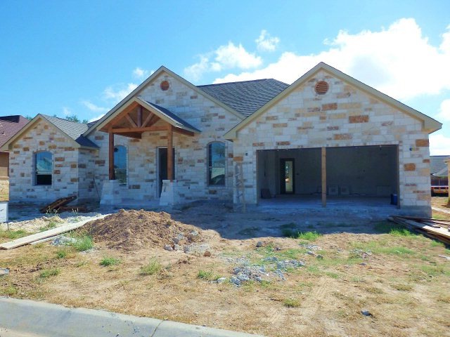 208 Riley Ln, Fredericksburg, TX 78624 - photo 1