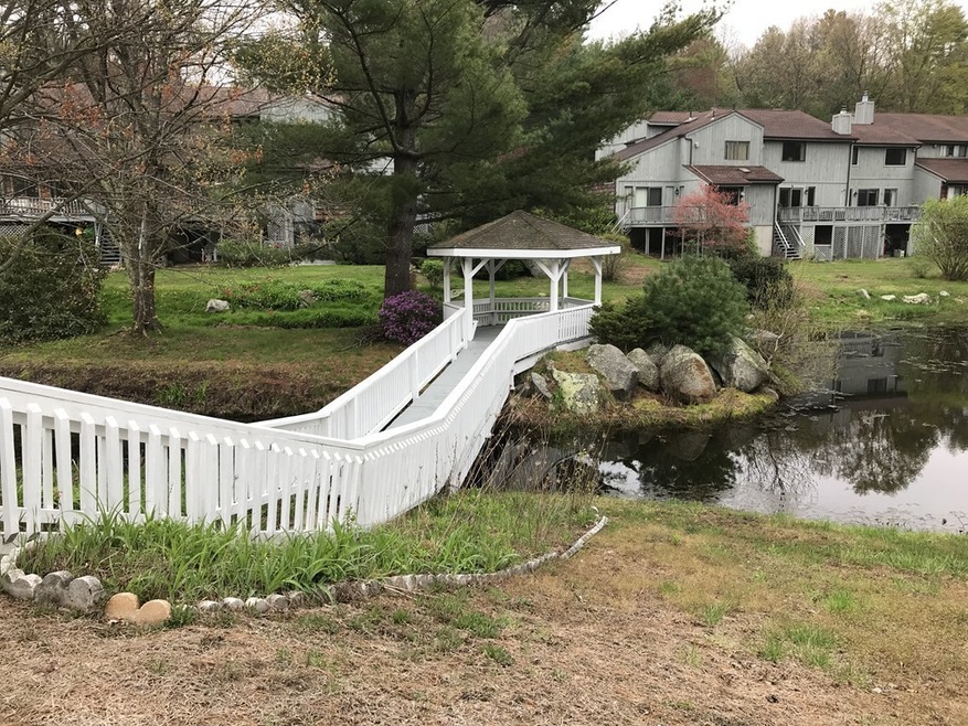 49 Meadowbrook Ln, Palmer, MA 01069 - photo 1