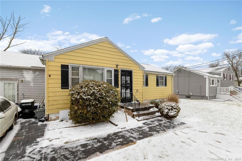 22 Enfield St, West Haven, CT 06516 - photo 1