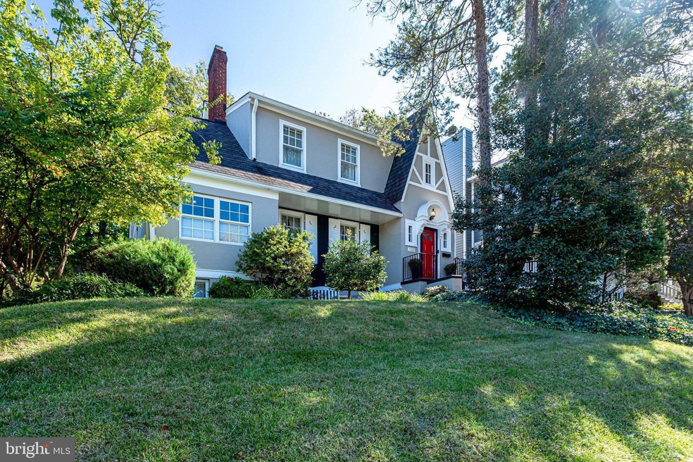 7335 Carroll Ave, Takoma Park, MD 20912 - photo 1