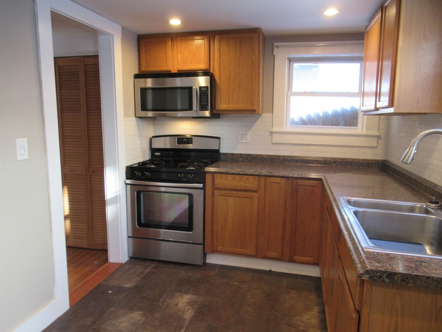 39 Grant Ave, Rutland, VT 05701 - photo 1