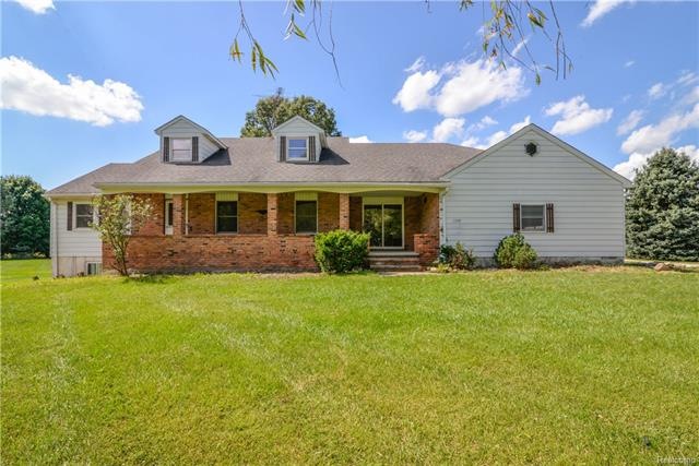 Spacious Home on 4.46 Acres