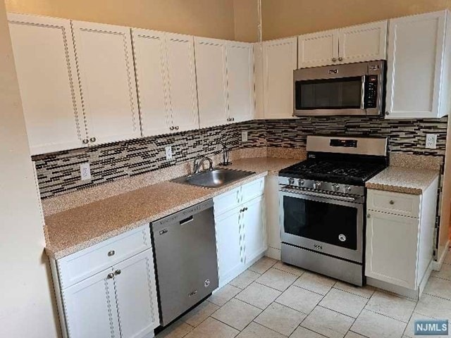 30 N 7th St, Newark, NJ 07107 - photo 1