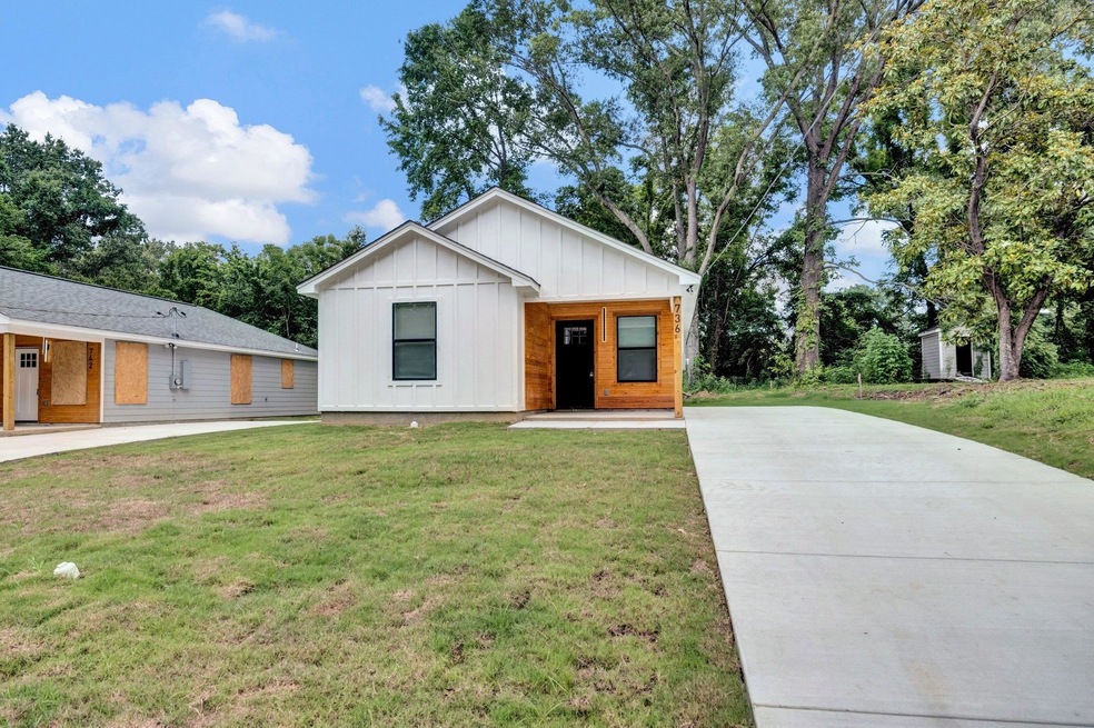 Pending $155,000 • Co-Listing Agent