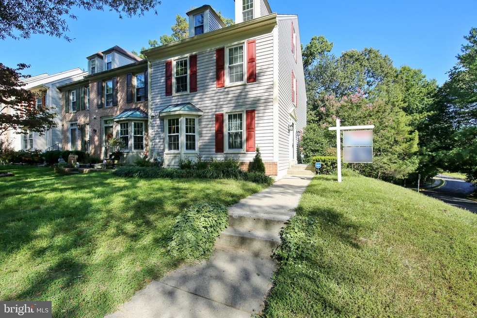 3952 Angelton Ct, Burtonsville, MD 20866 - photo 1