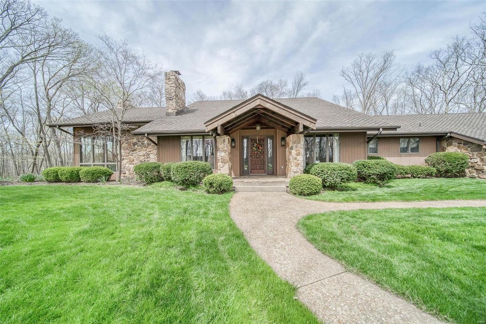 511 E Christy Dr, Rolla, MO 65401 - photo 1