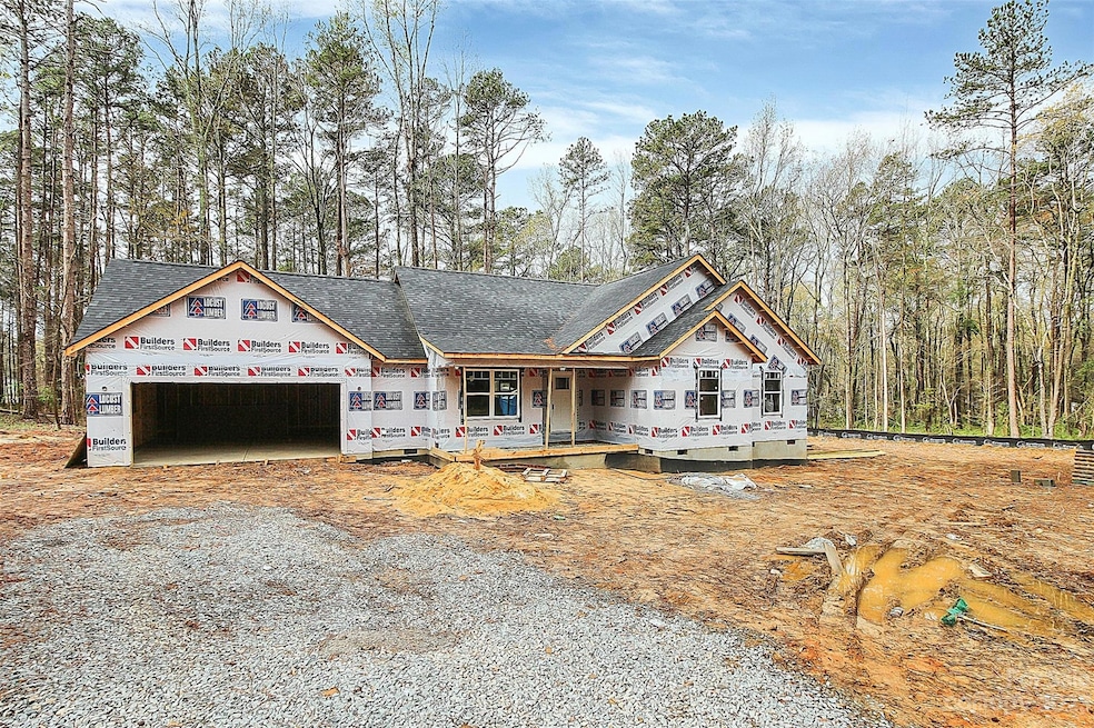 1574 Allen Ln, Conover, NC 28613 - photo 1