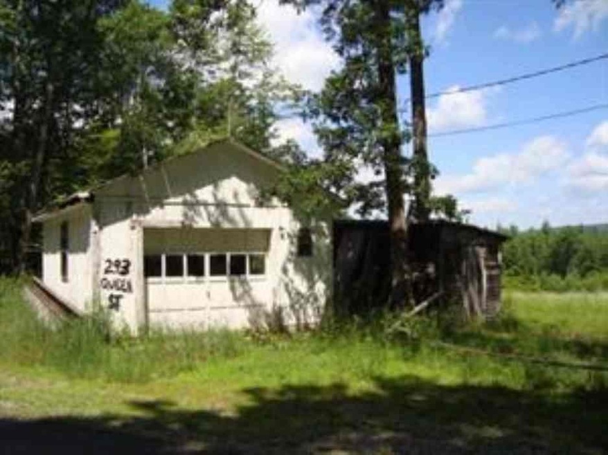 293/295 Queen St, Boscawen, NH 03303 - photo 1