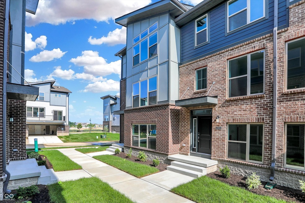 13421 Carlsbad Place, Fishers, IN 46037 - photo 1