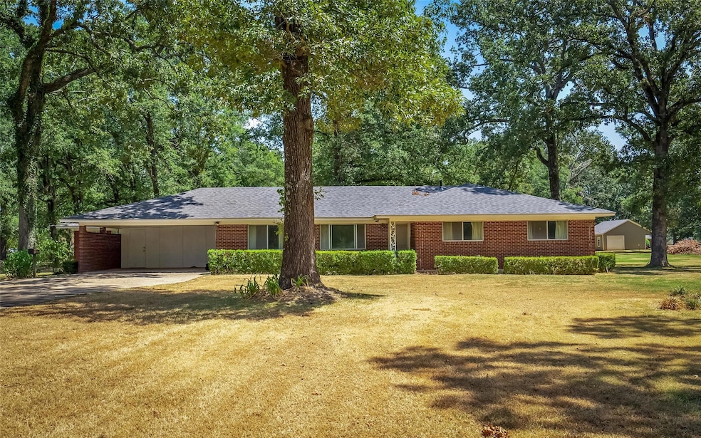 1753 Palmetto Rd, Benton, LA 71006