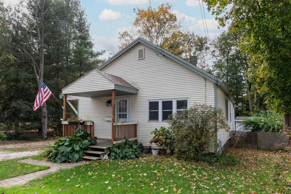 41 Jackson St, Essex Junction, VT 05452 - photo 1