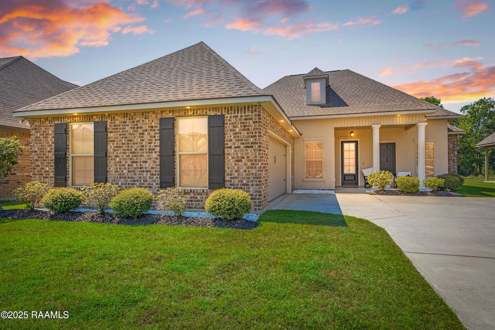 1000 Deer Meadow Blvd, Broussard, LA 70518 - photo 1