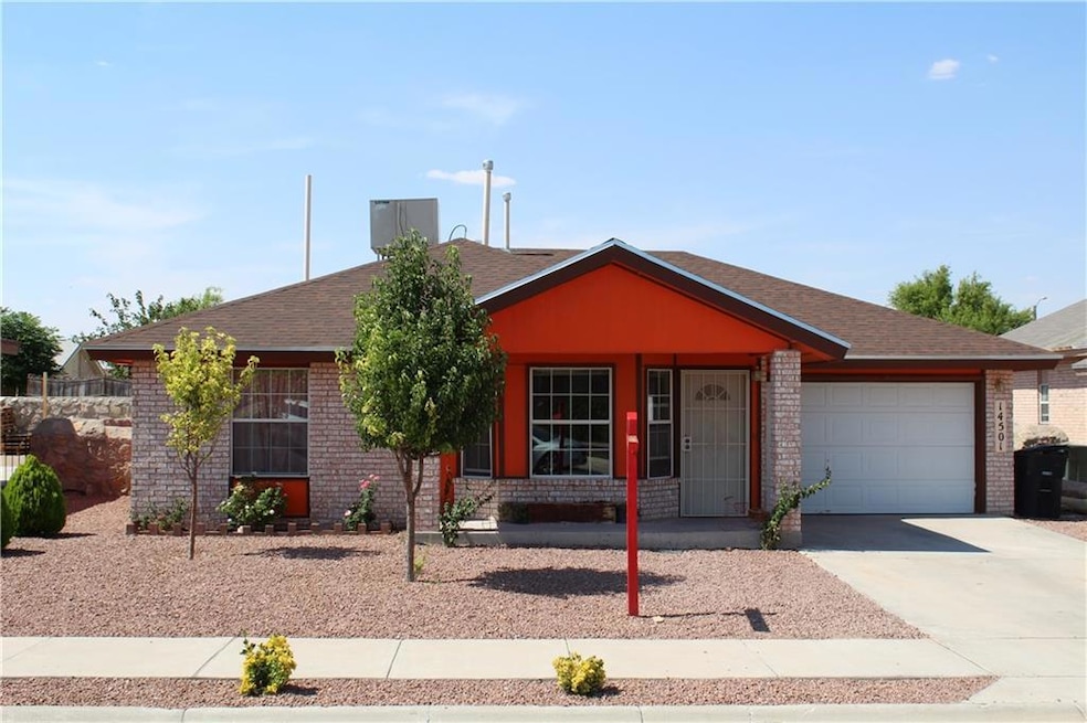 14501 Thayer Pease Ave, Horizon City, TX 79928 - photo 1