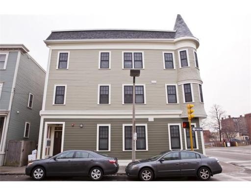 195 W 3rd St, Boston, MA 02127 - photo 1